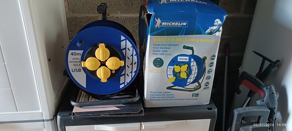ENROULEUR MICHELIN NEUF JAMAIS SERVI Bricolage