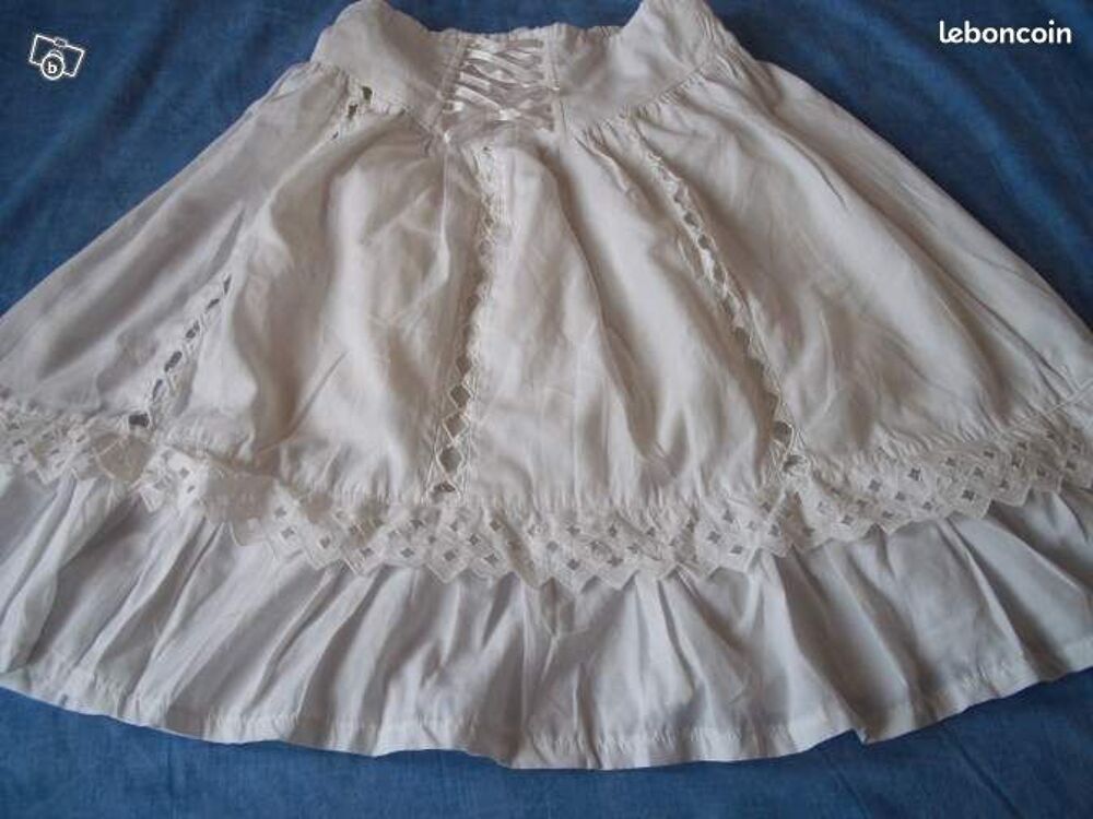 JUPE BLANCHE Vtements