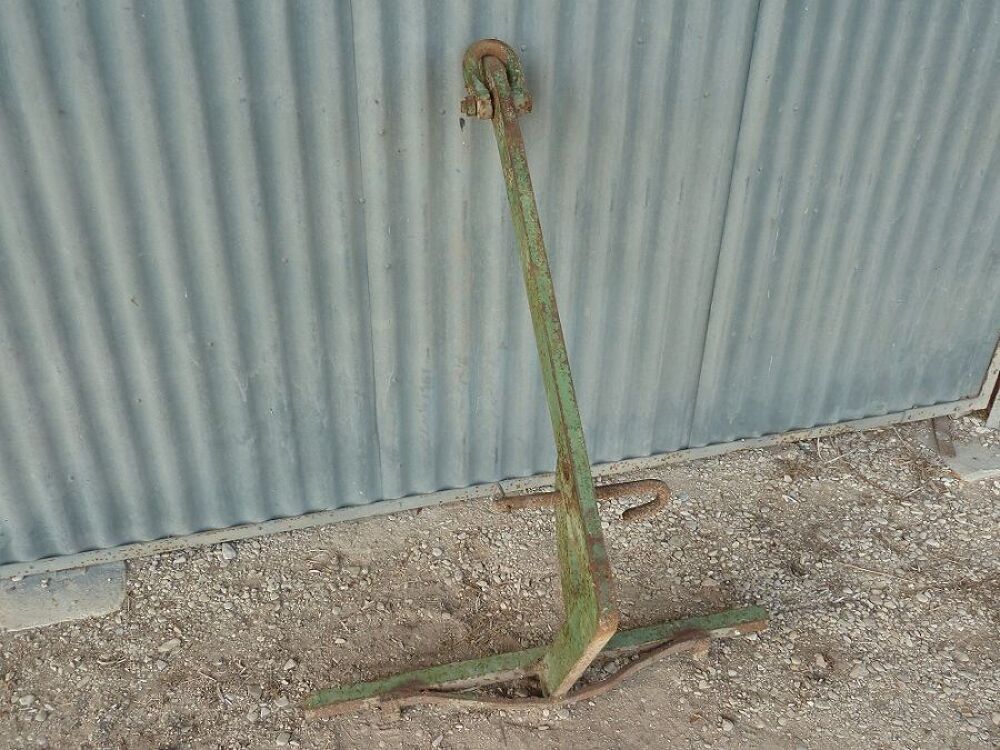   Potences de levage pour semoirs NODET 