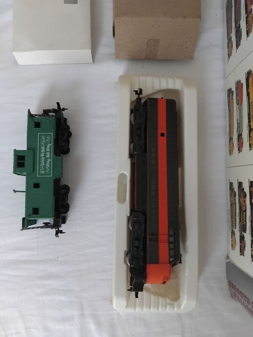 Ho Locomotive with free Caboose Great Northern A.H.M. 16204 Jeux / jouets