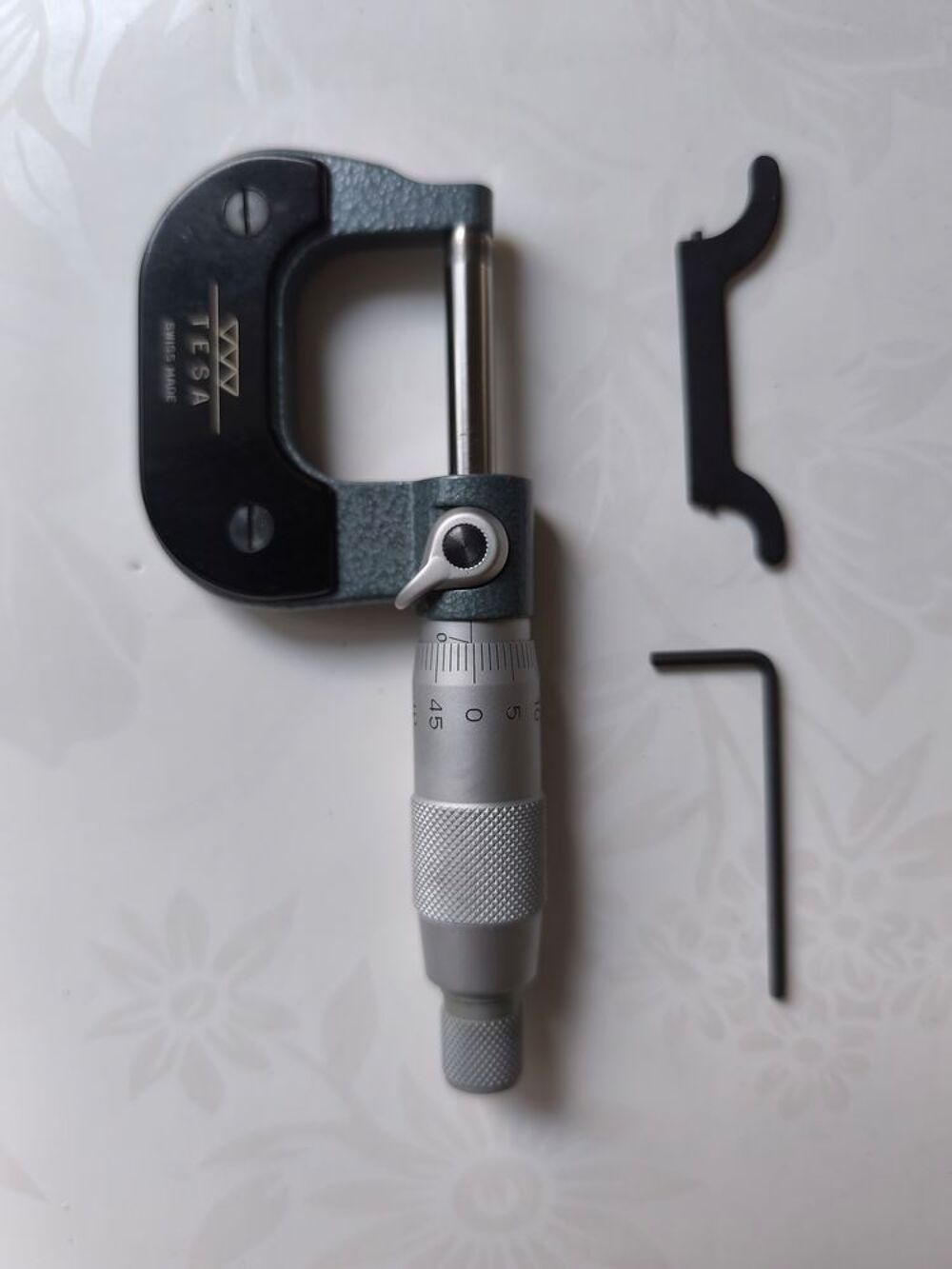 Microm&egrave;tre de pr&eacute;cision TESA Bricolage