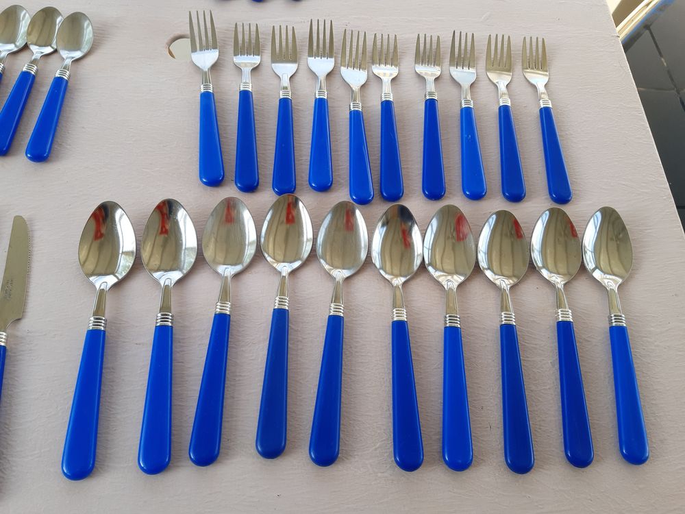Porte-Couverts &amp; Lot Couverts Bleus. Cuisine
