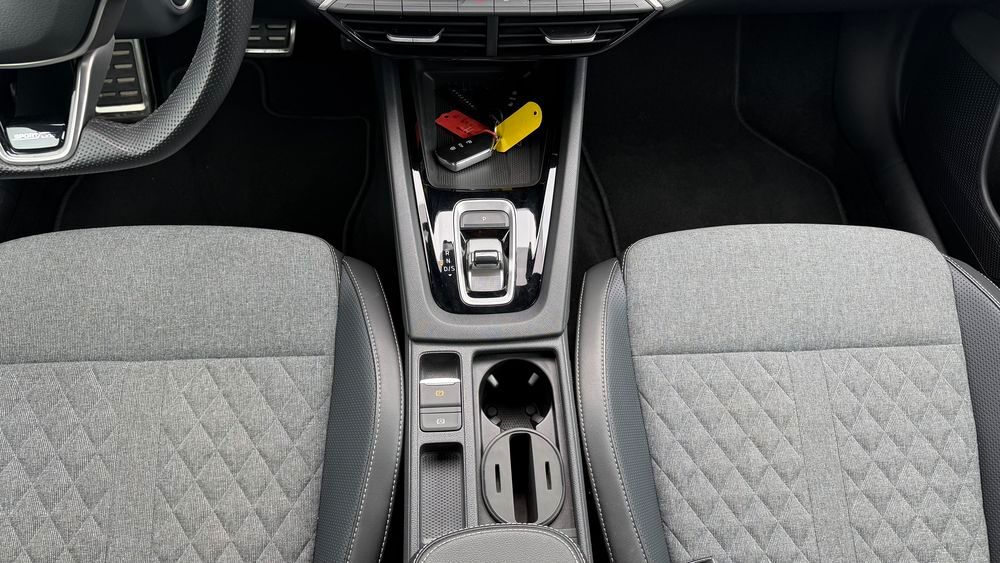 Superb Octavia Combi Sportline 2024 occasion 40100 Dax