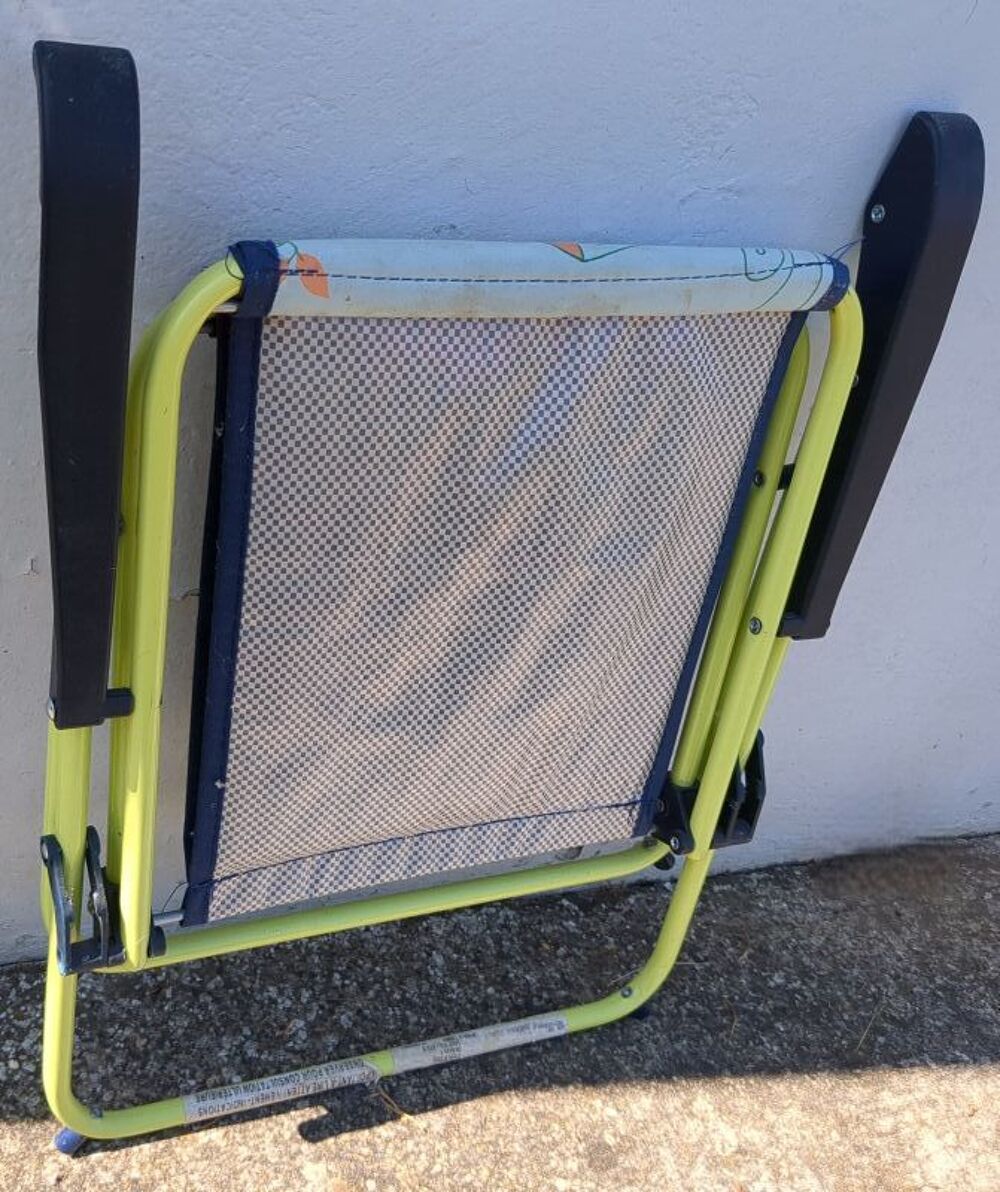 Chaise pliante enfant - 10 € Jeux / jouets