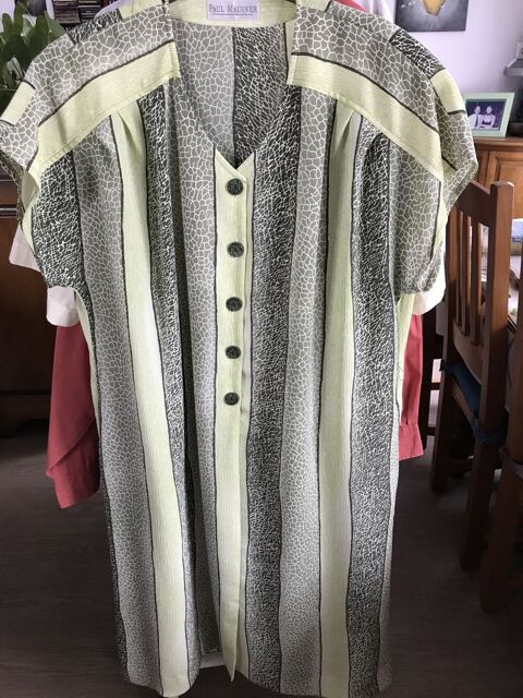 Robe tissu motif original 18 Baudricourt (88)