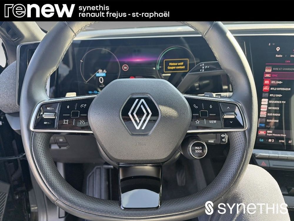 M&eacute;gane Megane E-Tech EV40 130ch standard charge Techno 2023 occasion 83600 Fr&eacute;jus
