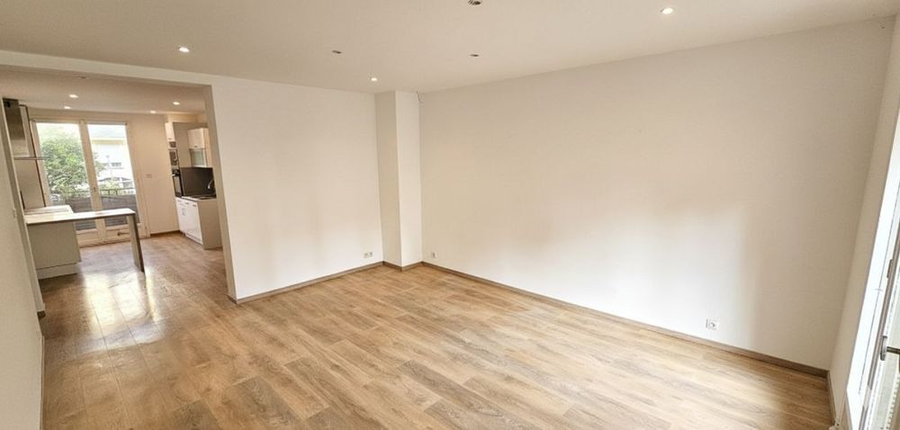 Vente Appartement Appartement T3 ? 74 m² ? Ajaccio (Entrée de Ville) Ajaccio
