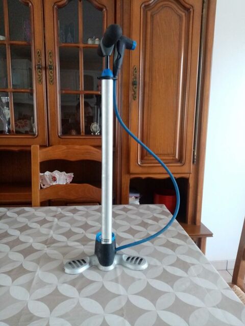 Clever Pump 7000 Decathlon 20 Herblay (95)