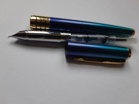 stylo neuf  encre avec recharge plume fine et NEUF 14 La Seyne-sur-Mer (83)