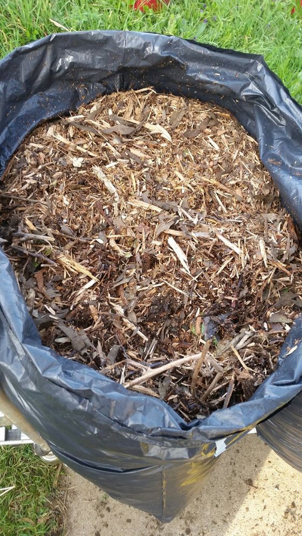 BRF (BROYAT DE FEUILLUS), EN SACS, LIVRABLE 09/31 Jardin