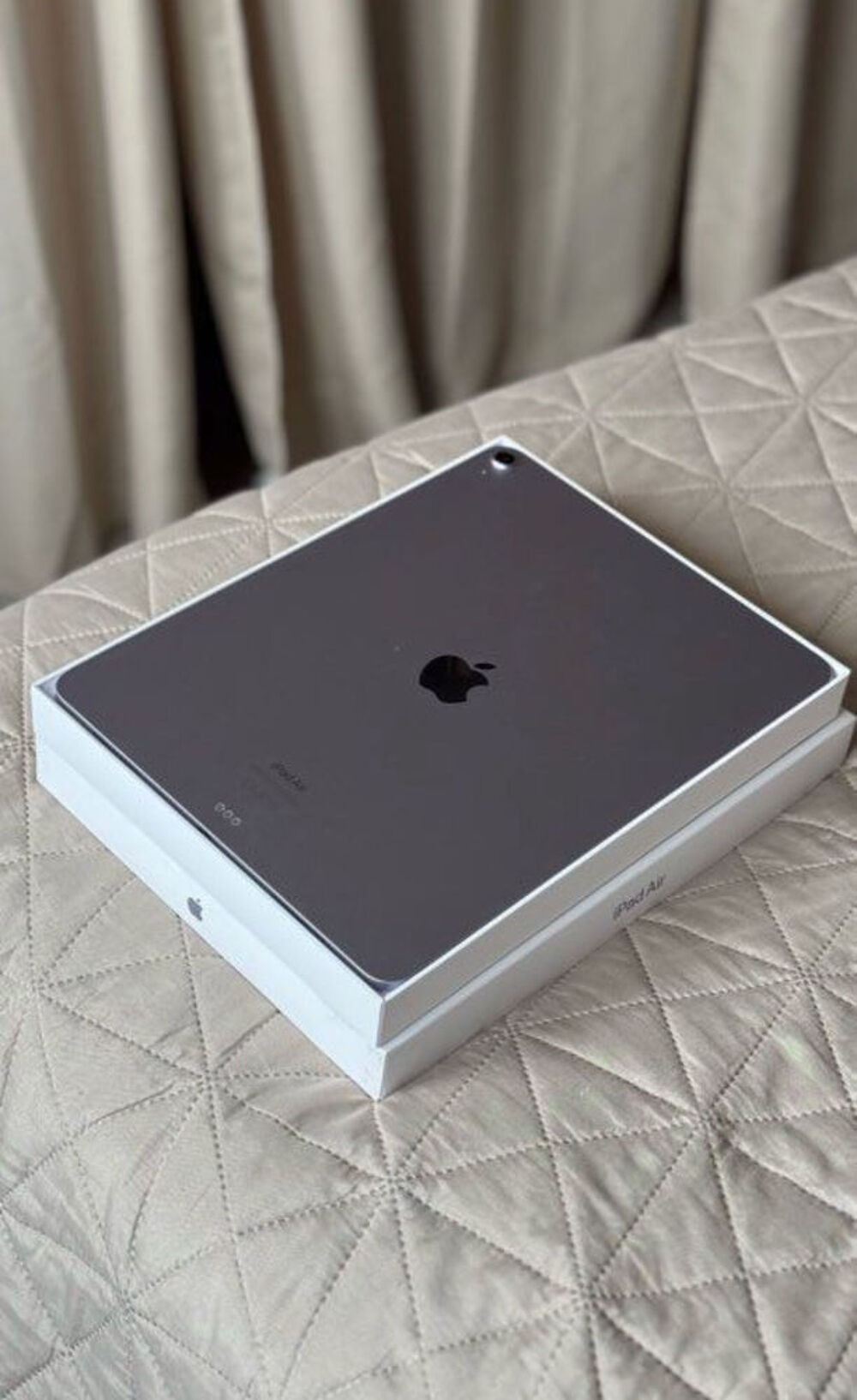 iPad Air 13" M2 / 256giga Téléphones et tablettes