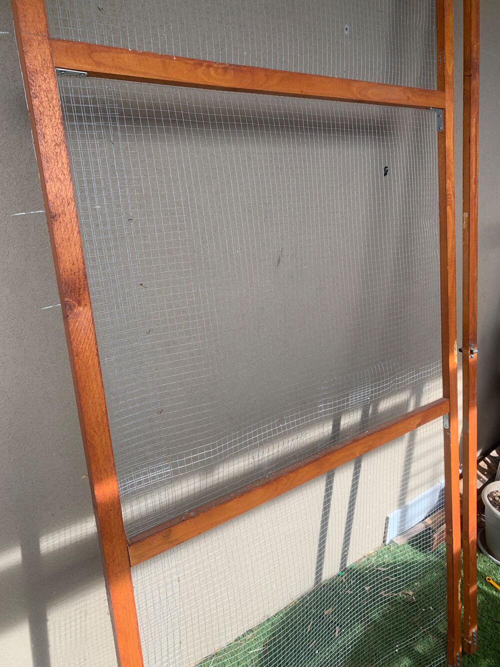 Panneaux de bois grillag&eacute;e Bricolage