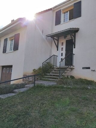 Maison 4 pièces 88 m² · à Pont-sur-Yonne · 88 m² · 130 000 €
