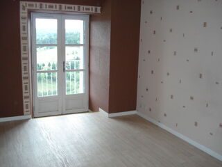  Appartement à louer 3 pièces 54 m² Saint-flour