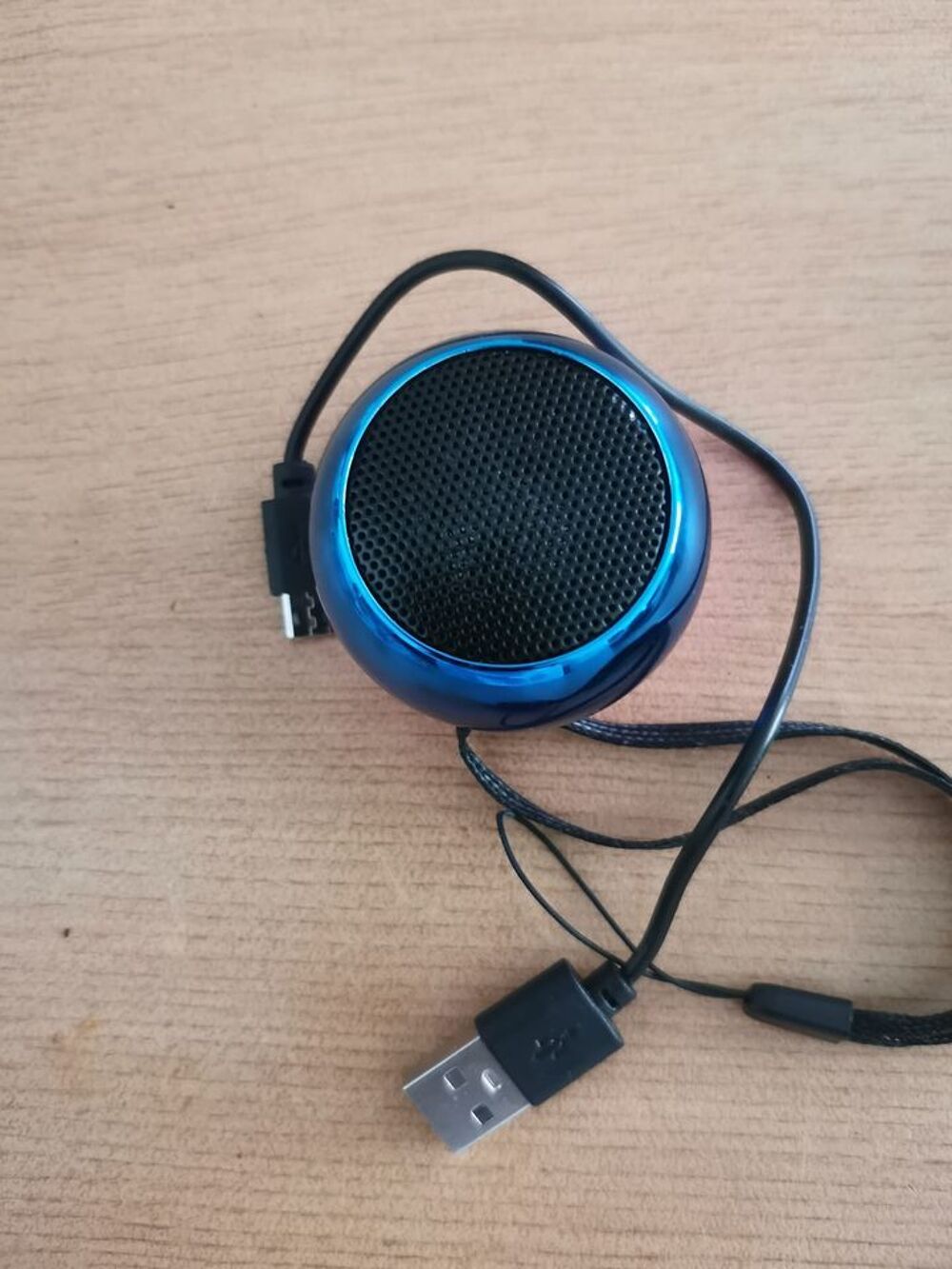  je &eacute;change MINI Bluetooth Speaker &eacute;tat neuf Audio et hifi