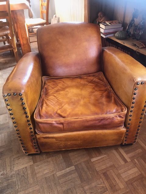 Fauteuil club ancien restaur� 590 Gujan-Mestras (33)