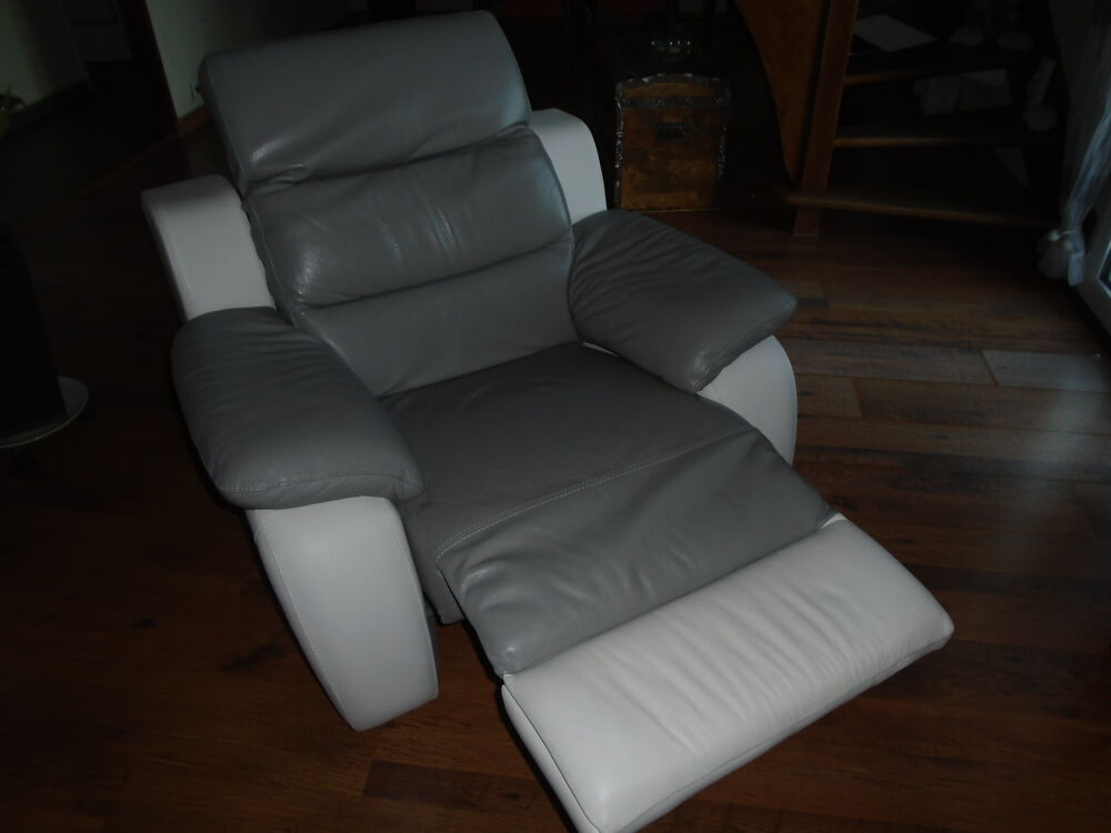 FAUTEUIL CUIR Meubles