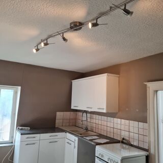  Appartement à louer 3 pièces 76 m²