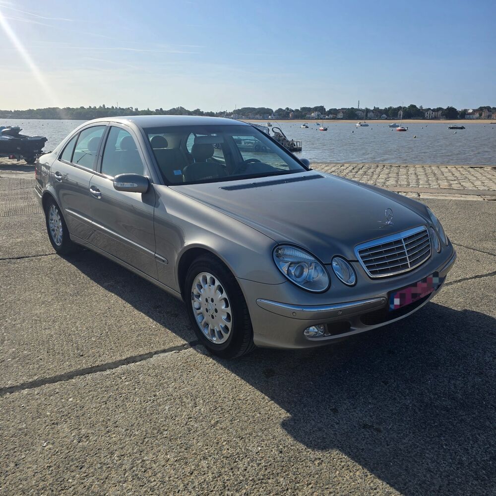 Classe E E 200 CDI El&eacute;gance Edition 2004 occasion 17450 Saint-Laurent-de-la-Pr&eacute;e