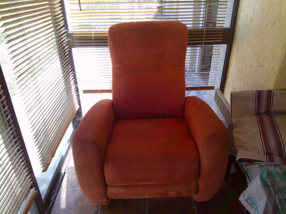 Fauteuil relax &eacute;lectrique -1 place - manque la t&eacute;l&eacute;commande Meubles