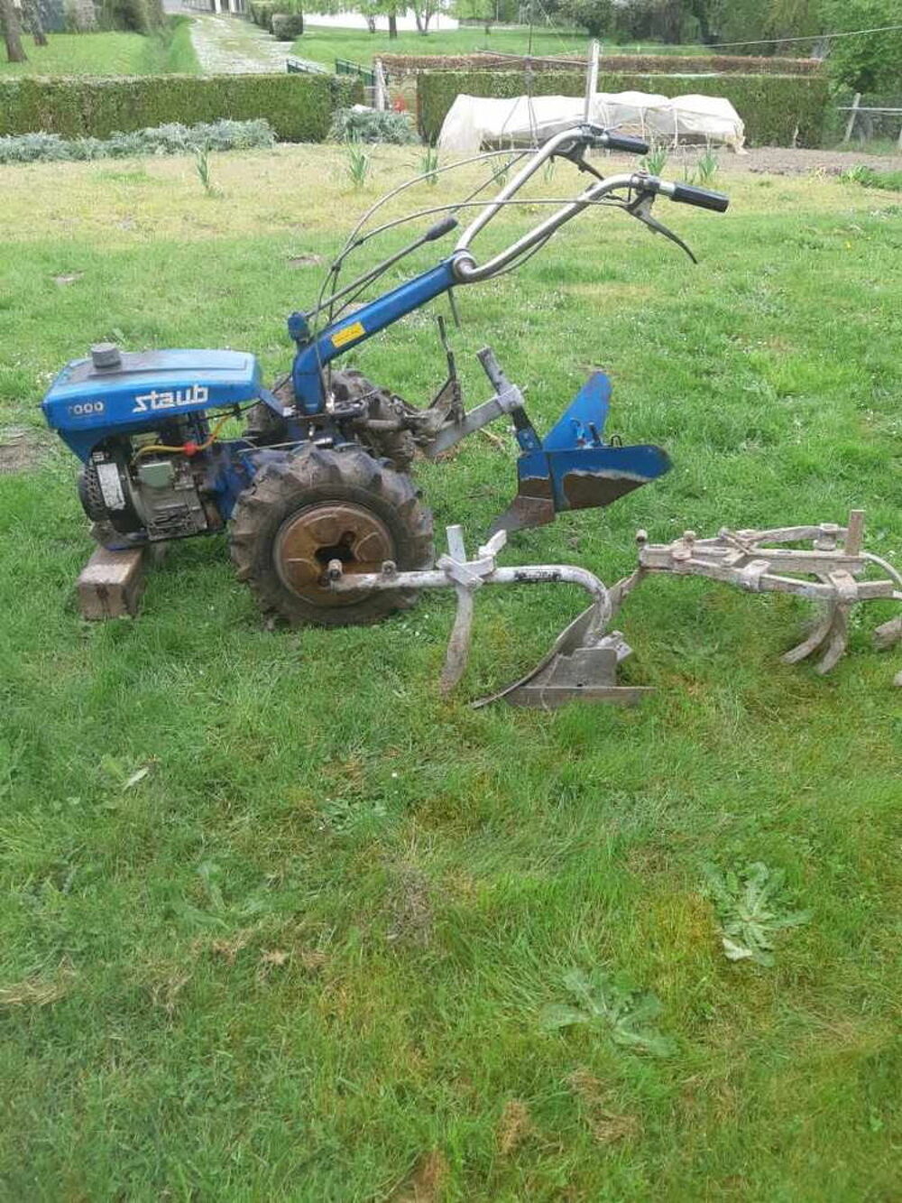 Motoculteur STAUB ref 7000 Bricolage