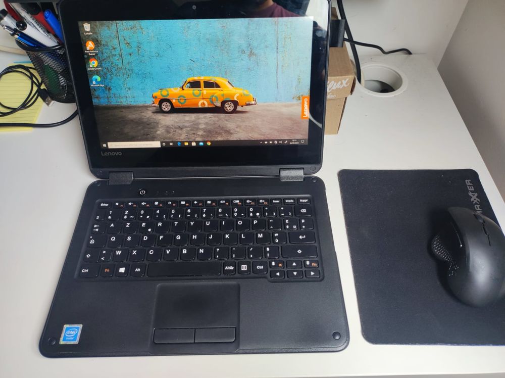PC Portable Lenovo 300e - Pliable et Transformable en Tablet Matériel informatique