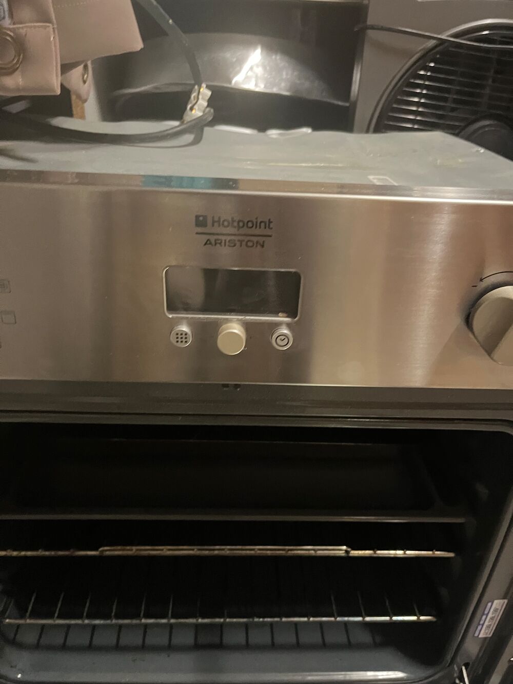 Four encastrable Electroménager