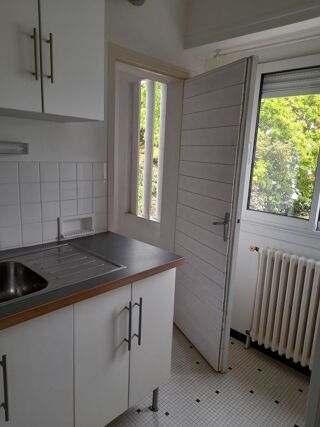  Appartement à louer 1 pièce 32 m²