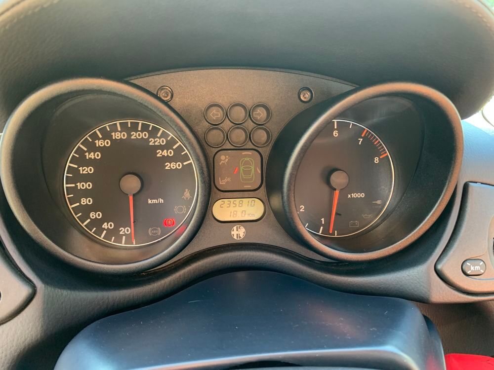 GTV 3.0i V6 24V 2001 occasion 01240 Marlieux