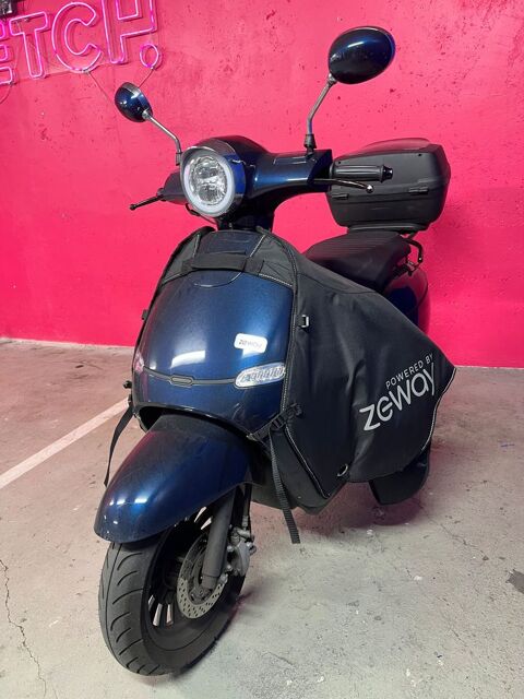 Scooter ZEWAY 2025 occasion Paris 75010