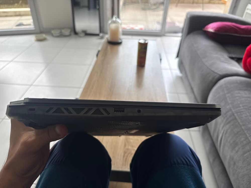MSI CYBORG 15 Matériel informatique