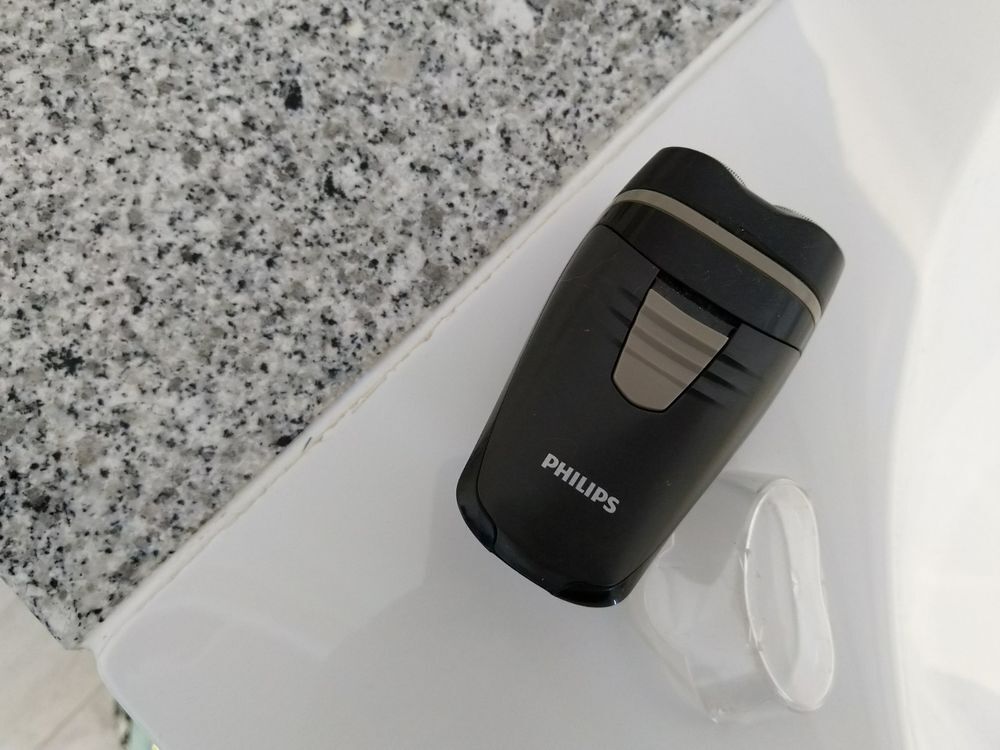 Rasoir &agrave; 2 t&ecirc;tes Philips
Electroménager