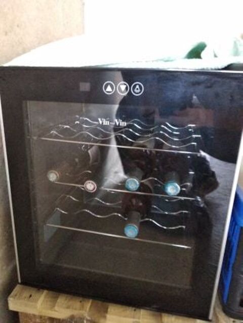 Cave  vin 60 Bziers (34)