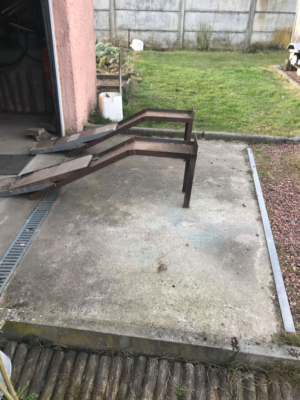 RAMPES POUR AUTOMOBILE Bricolage
