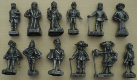 Lot de 12 figurines les Rois de France en plomb  36 Montreuil (93)