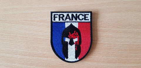 Ecusson brod� drapeau  fran�ais 
spartiate spartan
7 Carnon Plage (34)