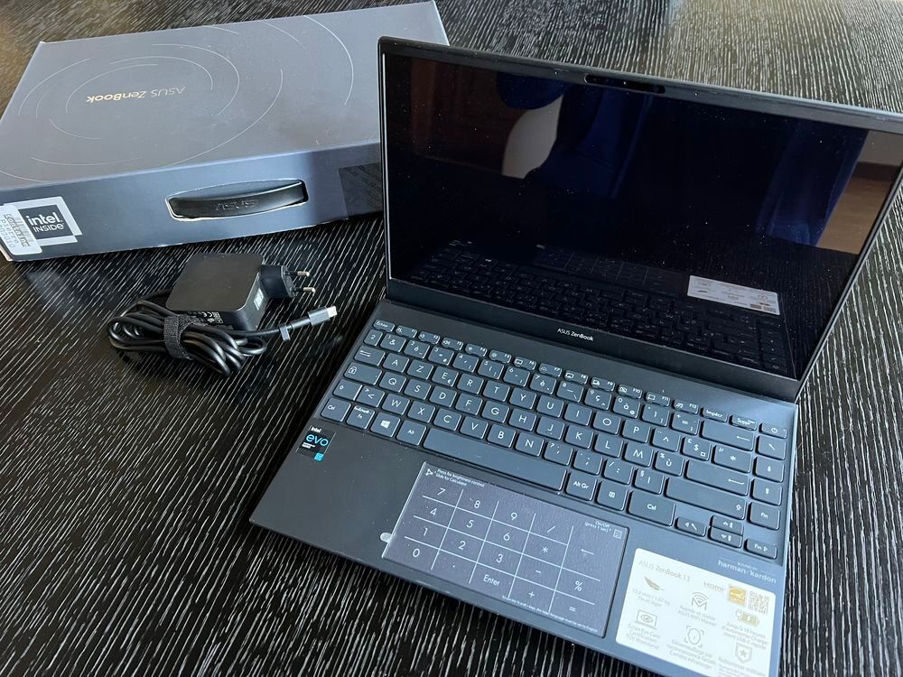 Ordinateur portable Asus Zenbook Evo I7 Matériel informatique