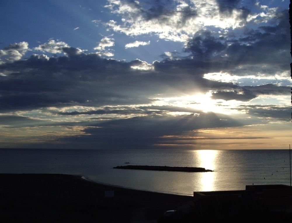   STUDIO POUR DEUX FACE MER. Languedoc-Roussillon, Port Barcares (66420)