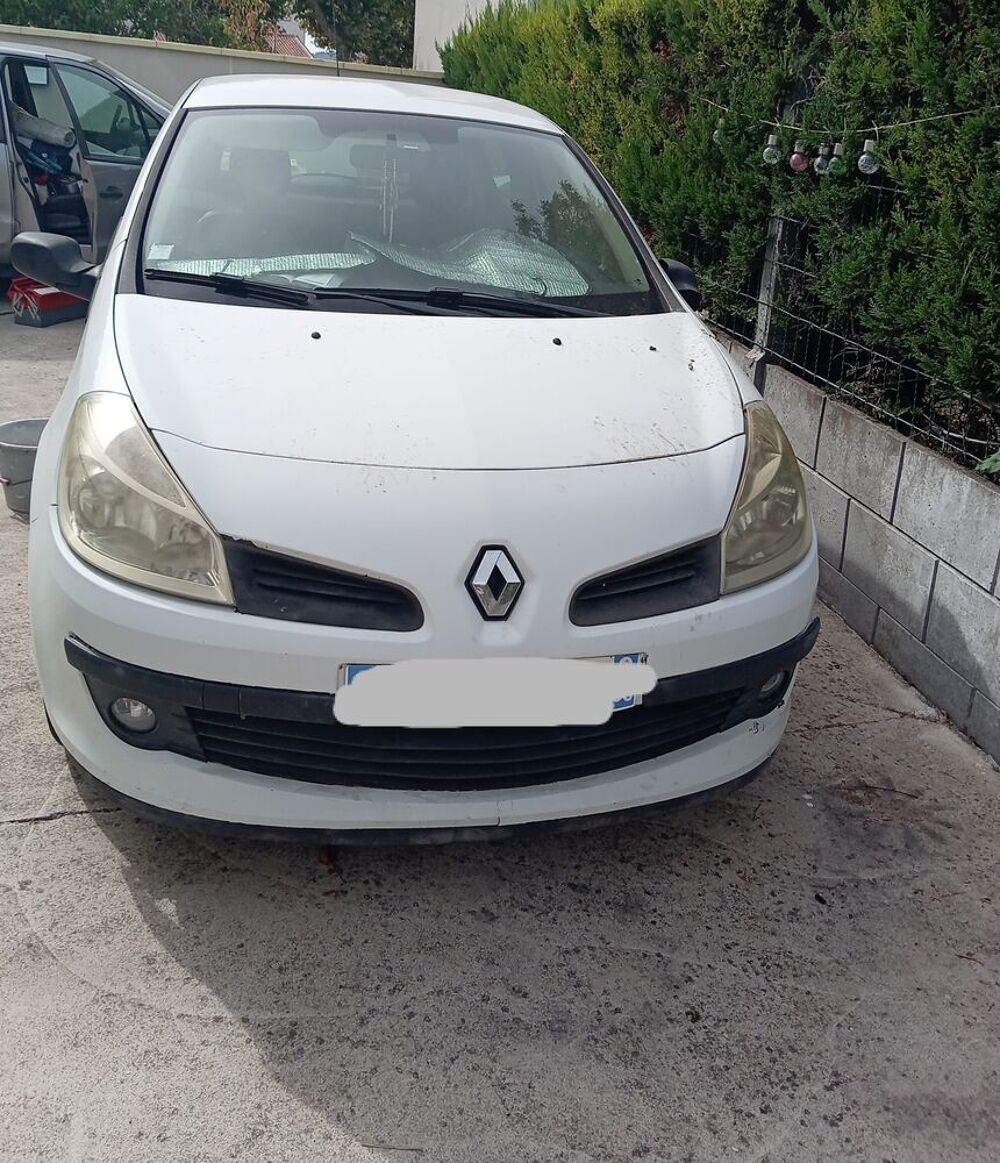 Clio III Clio 1.5 dCi 70 eco2 Dynamique 2008 occasion 63800 Cournon-d'Auvergne