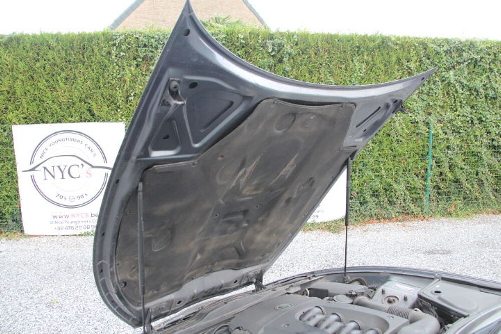 XK8 4.2i V8 2003 occasion 59310 Auchy-lez-Orchies
