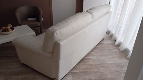 Canape 3 places 350 Sainte-Genevi�ve-des-Bois (91)