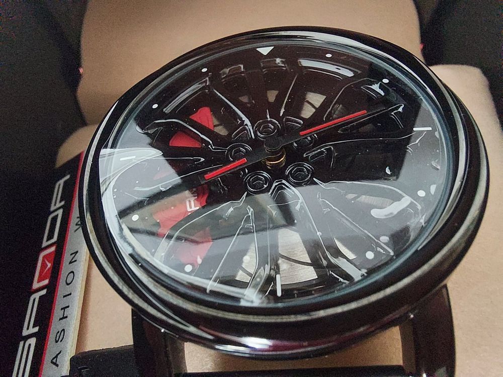 Montre roue Jante de Voiture Automobile - Rotative Bijoux et montres