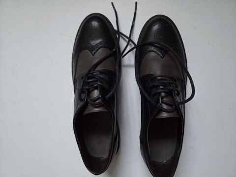 Chaussures derby bicolores ? Taille 37 ? Quasi neuves Saint-Denis (93)