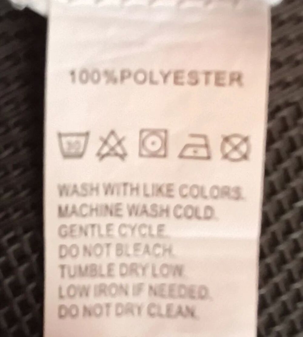 Robe fluide &eacute;crue sans manche Vêtements