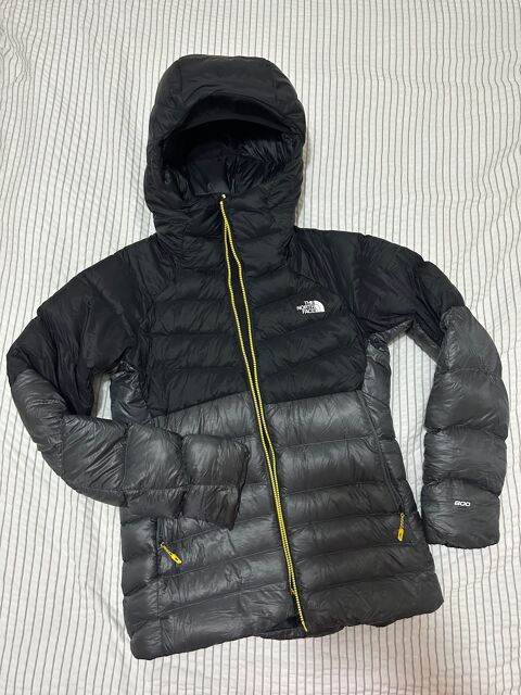 Doudoune � capuche grand froid The North Face 250 Domont (95)