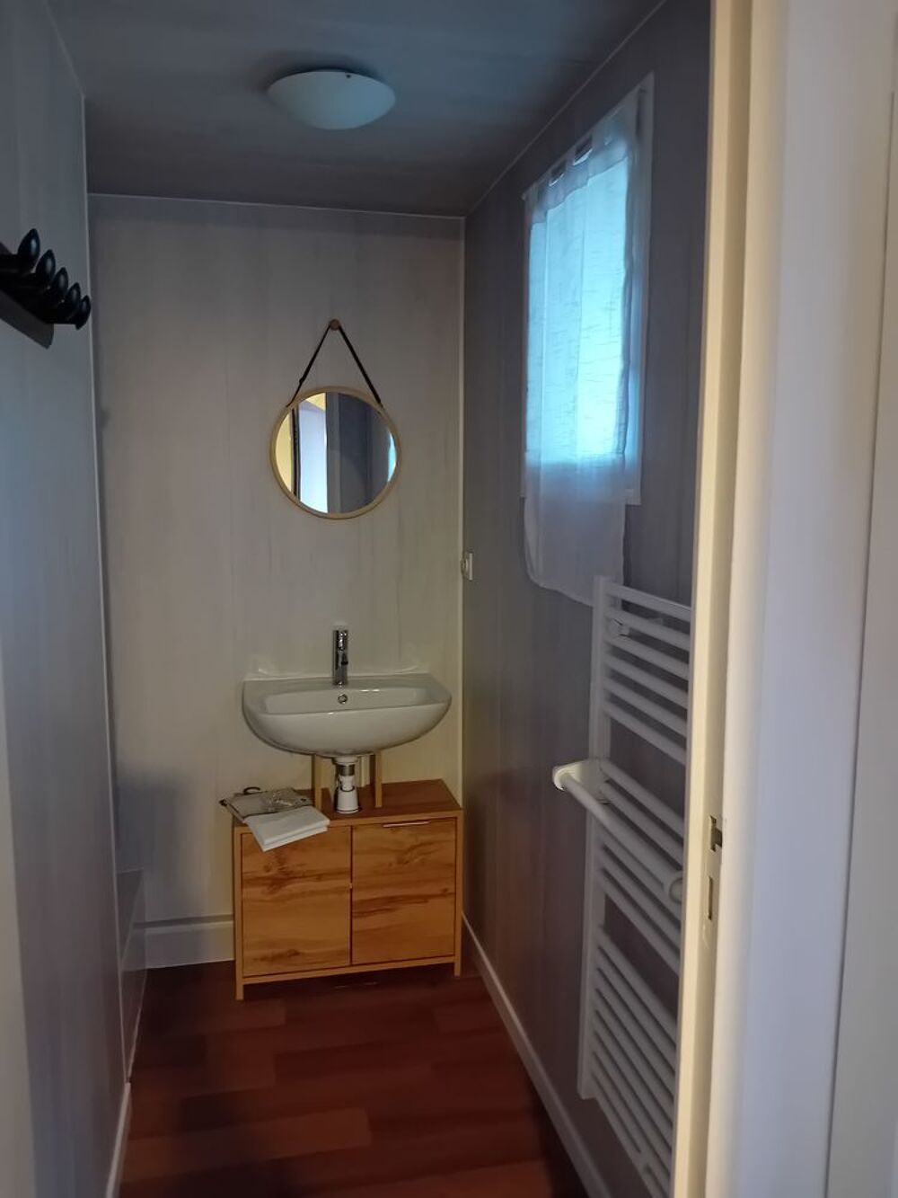 Location Appartement appartement meublé de 40m2 Laval