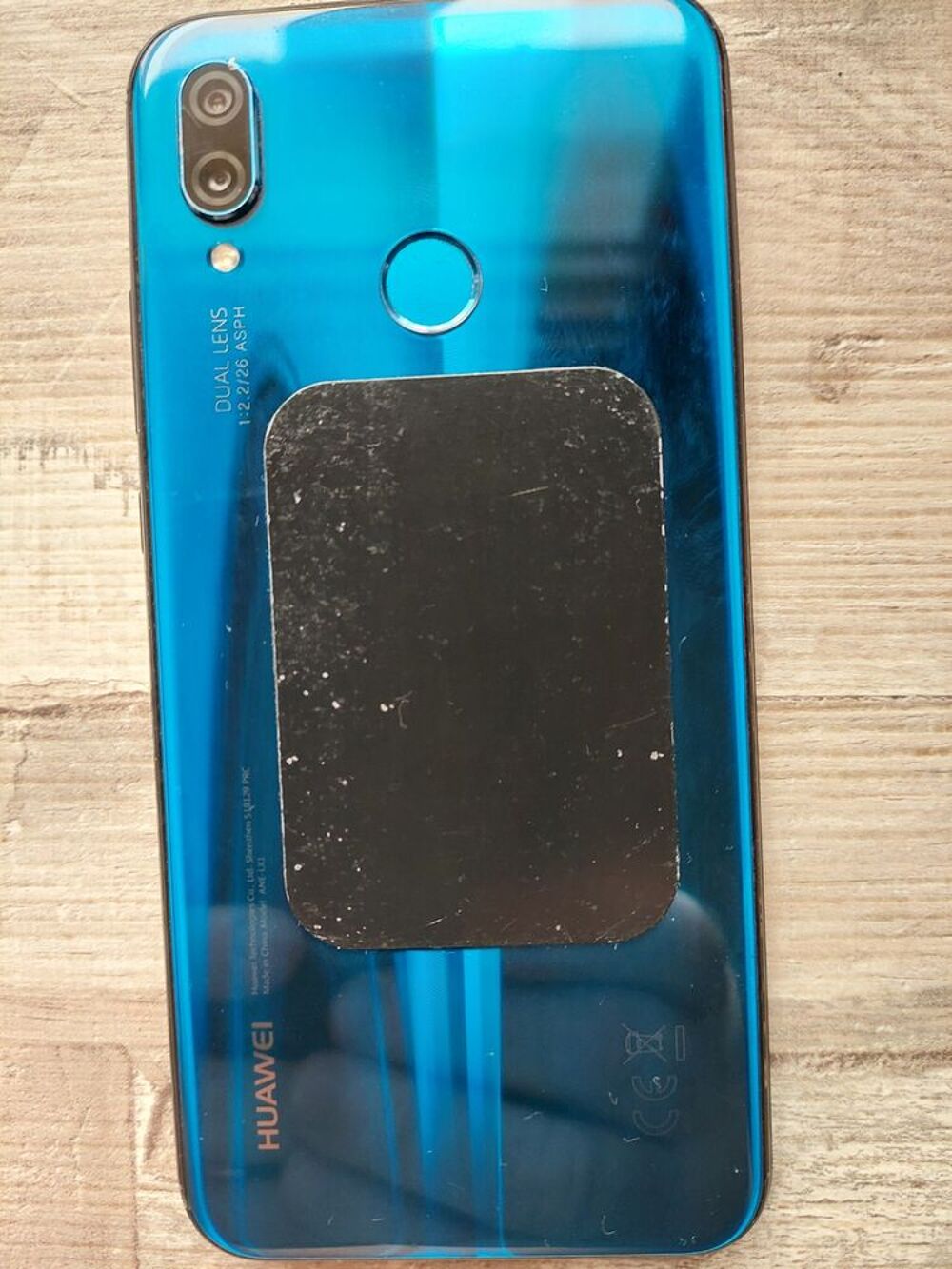 smartphone HUAWEI P20 LITE 64 Go-D&eacute;bloqu&eacute;-Noir Téléphones et tablettes