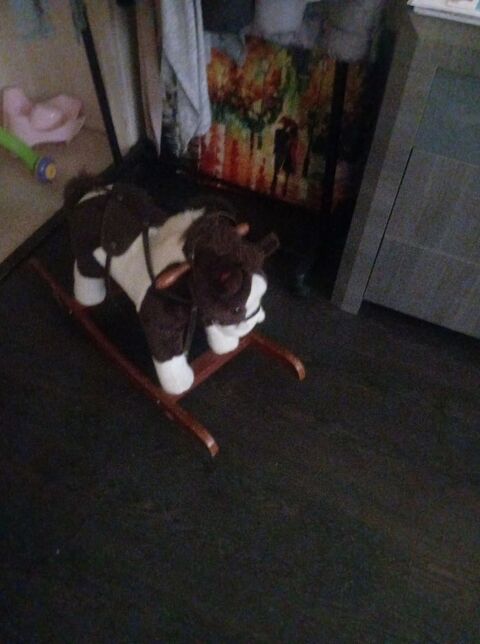 Cheval  bascule 0 Cagnac-les-Mines (81)