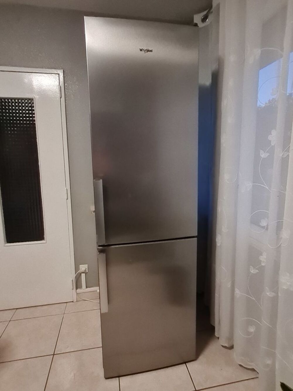 R&eacute;frig&eacute;rateur/cong&eacute;lateur Electroménager