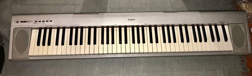 Piano Yamaha Instruments de musique